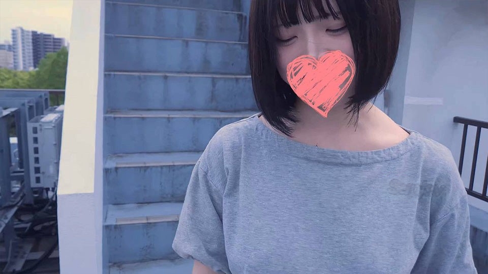FC2PPV 4676435 [Individual Shooting + Outdoor] A Fluffy Mentally Unstable Woman, 30,000 Yen Blowjob Support On The Rooftop Of The School Building [4K Quality]