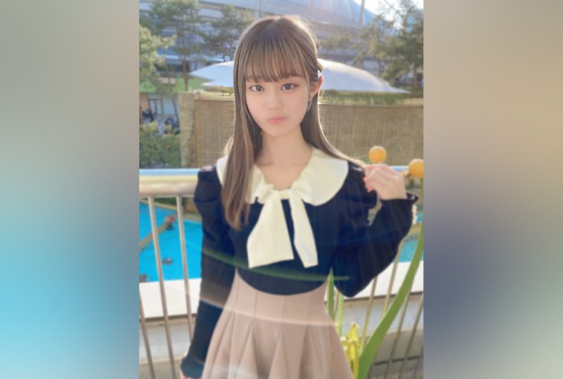 FC2PPV 3616756 [Continuous] 155 CM 38 Kg Super Slender ●. A Video That Puts An End To The Life Of Mirei, A Young Lady In A Box.