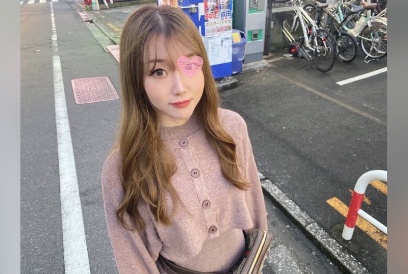 FC2PPV 3205948 [1 Week Limited 3480 → 1980] In Order To Get New Clothes, I Punished A Slender Woman Who Tricks Men Every Day