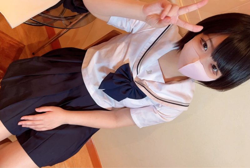 FC2PPV 3087229 [Individual Photography] 18-Year-Old Current Student. She Is Cheerfully Supporting 〇 With Her Uncle. [cen]