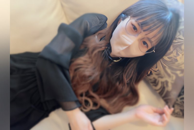FC2PPV 3806409 [Uncensored] [First Shot] Stylish Glasses Musume. The Mouth/Nipples Of Her Minimal Body Are Obscenely Kneaded And She Gets Excited. Sweetly Licking A Huge Dick Like A Sausage!