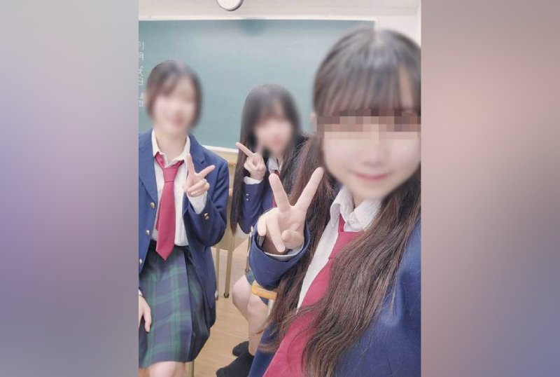 FC2PPV 3904327 [Limited To 200 Pieces 1500 → 1100pt] Girls’ School 3rd Year Part-Time Job At A Donut ShopEven Though It’s A Normal Daddy Job, He Takes Sex Without PermissionHe’s Sensitive So He Cums As Is