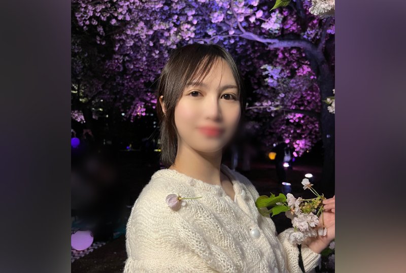FC2PPV 3258033 [Complete Appearance] [First Shot] Our First Date With Cherry Blossoms Falling At Night