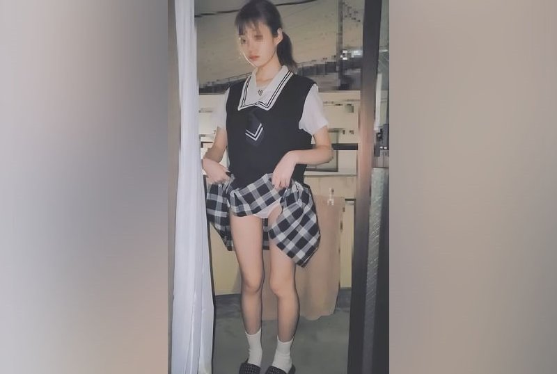 FC2PPV 3119882 [2004 Grade] Debtor’s Daughter-Parents Go Home While Working And Undeveloped Vagina With A Big Cock…
