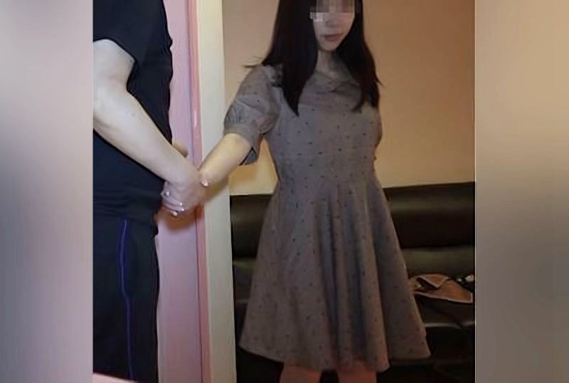 FC2PPV 3122420 * May End Early [Complete Appearance] The Result Of Handing Over A Married Woman Who Does Not Return Debts To The President Of A Construction Company Who Is Indebted To Her And Treats Her Like A Pig