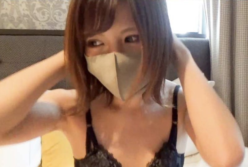FC2PPV 2975029 [Creampie Gonzo] [Exposed For A Limited Time For Life] I Am A Young Female Newcomer With Poor Grades. She Was A Slender, Cheerful And Well-Mannered Former Reader Model And Also A Dancer In The Club.