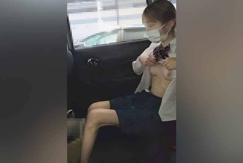 FC2PPV 3052643 Prefectural General Course ① Delicate Girl Who Is Too Young With A Translation After Taking It Off In The Car … * No Eye Moza With Benefits