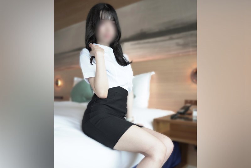 FC2PPV 3132230 [Momojiri OL Training] Gokkun While Wearing Office Clothes ⇒ The White Eyes Of The Uterus Are Blamed… The Erotic Buttocks That Are Big For The Slender Body And The Convulsions Climax [cen]