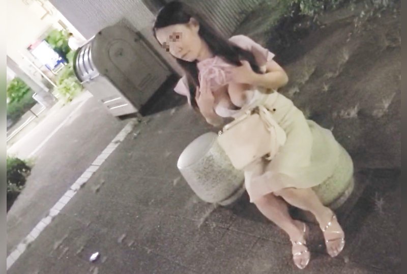 FC2PPV 3889133 ﻿[Individual] A Big-Breasted Slender Woman Who Can’t Get Over Her Wasteful Habits. Take Money From Customers And Inject New Life Into Your Mature Body.