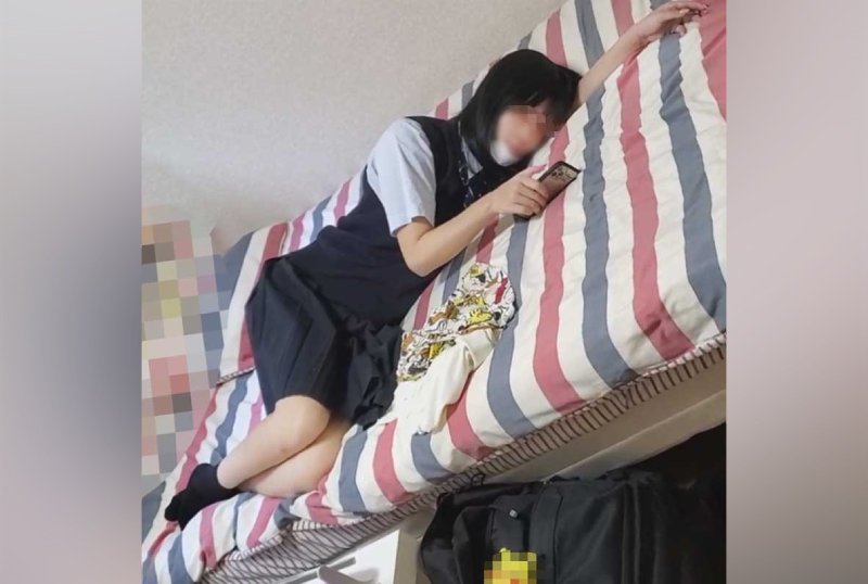 FC2PPV 3106998 Raw Saddle In Her Room Without Parents After School ~ Prefectural General Course ③ A Girl With Long Black Hair.