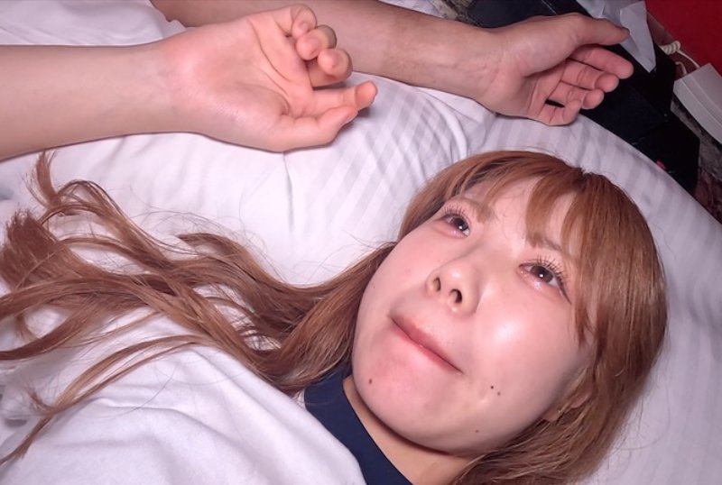 FC2PPV 3779166 [Uncensored] [Appearance] A Genuine 18-Year-Old With Beautiful Buttocks And Bloomers That Are National Treasures And Cute Dimples. If You Look Closely, The Face That Seems To Cry, Pretend Not To See It And Finish The Vaginal Cum Shot In The Back