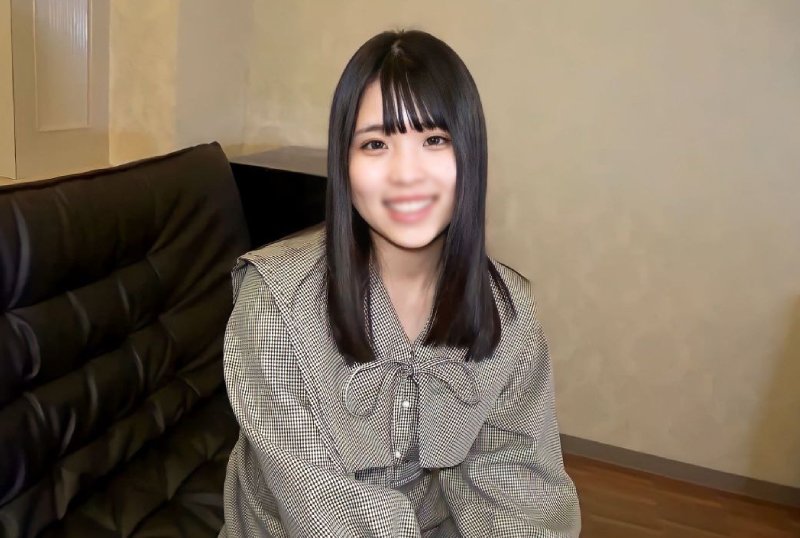 FC2PPV 3164563 [Twice Ejaculation] Motono ○ Sakano Hijiri * Fukagawa ○ Former Underground Idol Similar To Clothes! Popular Type In A Straightforward And Super Bright Class! Dirty Little Schoolgirl (Laughs) After A Lot Of Ejaculation In Her Cute Mouth, I Cum Inside The Bed ♡ [cen]