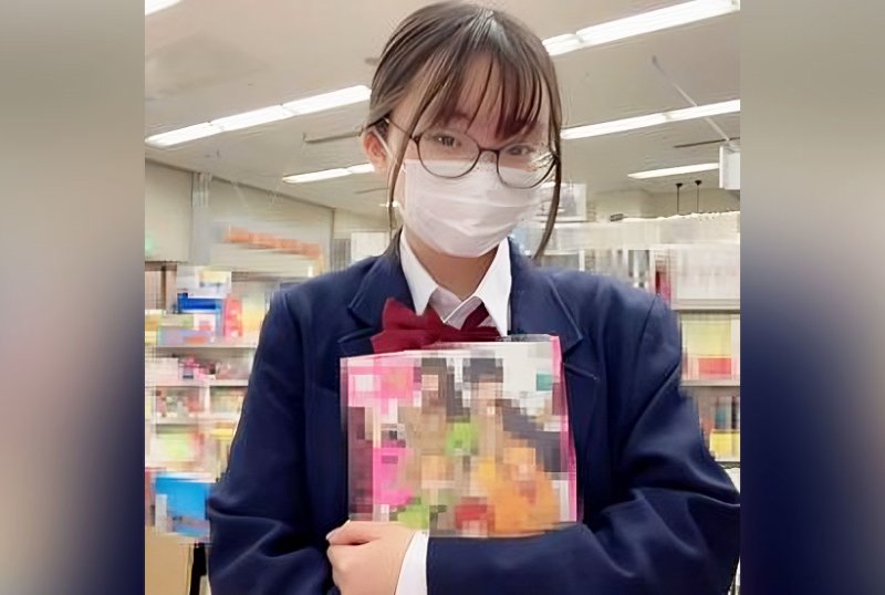 FC2PPV 3157592 [#74] Gonzo Of A Literary Virgin With Glasses With Potatoes. Open The Membrane Of The Bristle Pure Pussy With A Raw Cock And Cum The Sperm As It Is For Graduation ♡ Congratulations ♡