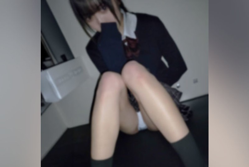 FC2PPV 4178083 Bishojo’s First Dad Gets An Unknown Uncle’s Penis Inserted At The Cafe